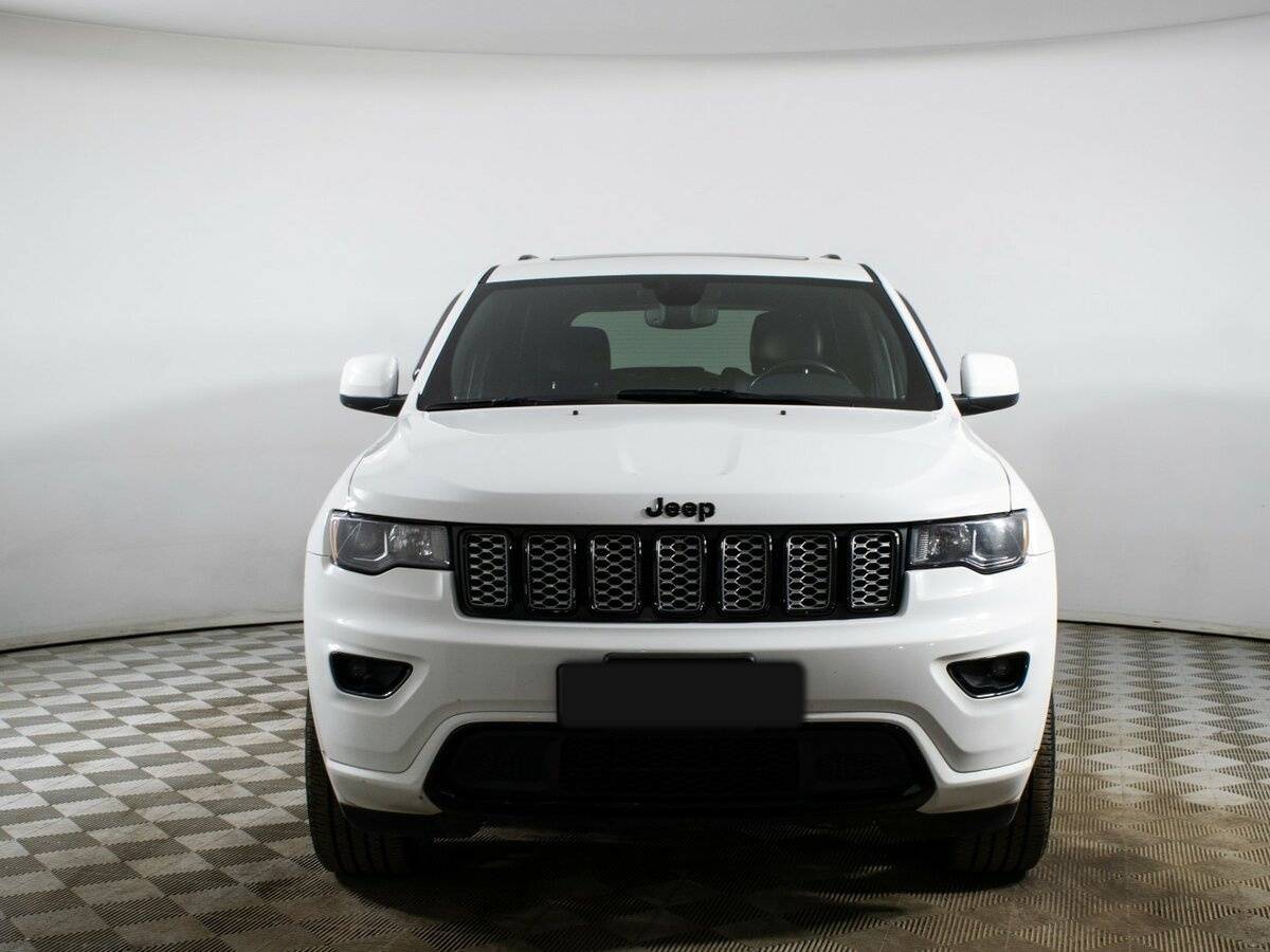 Jeep Grand Cherokee с пробегом — 2019 год. Фото: #1