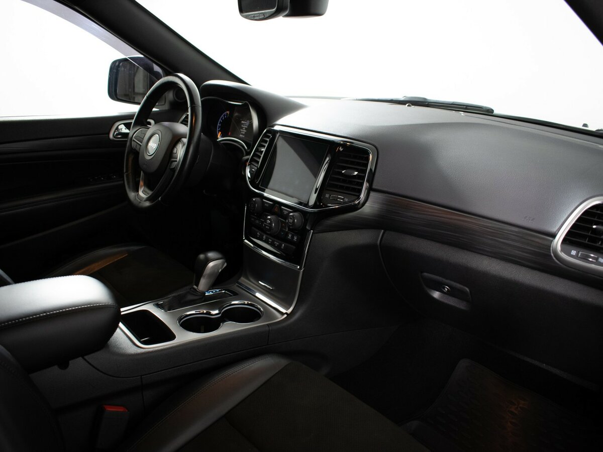 Jeep Grand Cherokee с пробегом — 2019 год. Фото: #8