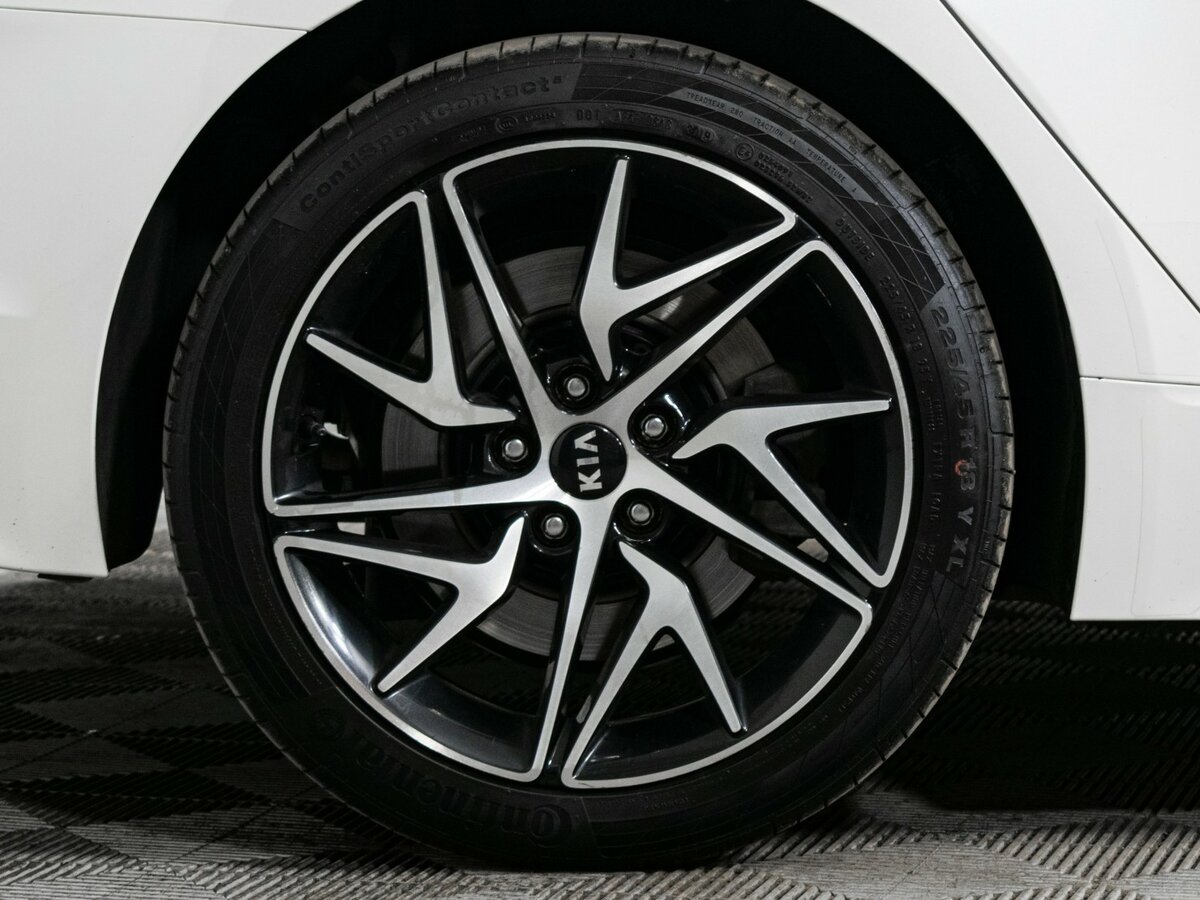 Kia Stinger с пробегом — 2021 год. Фото: #17