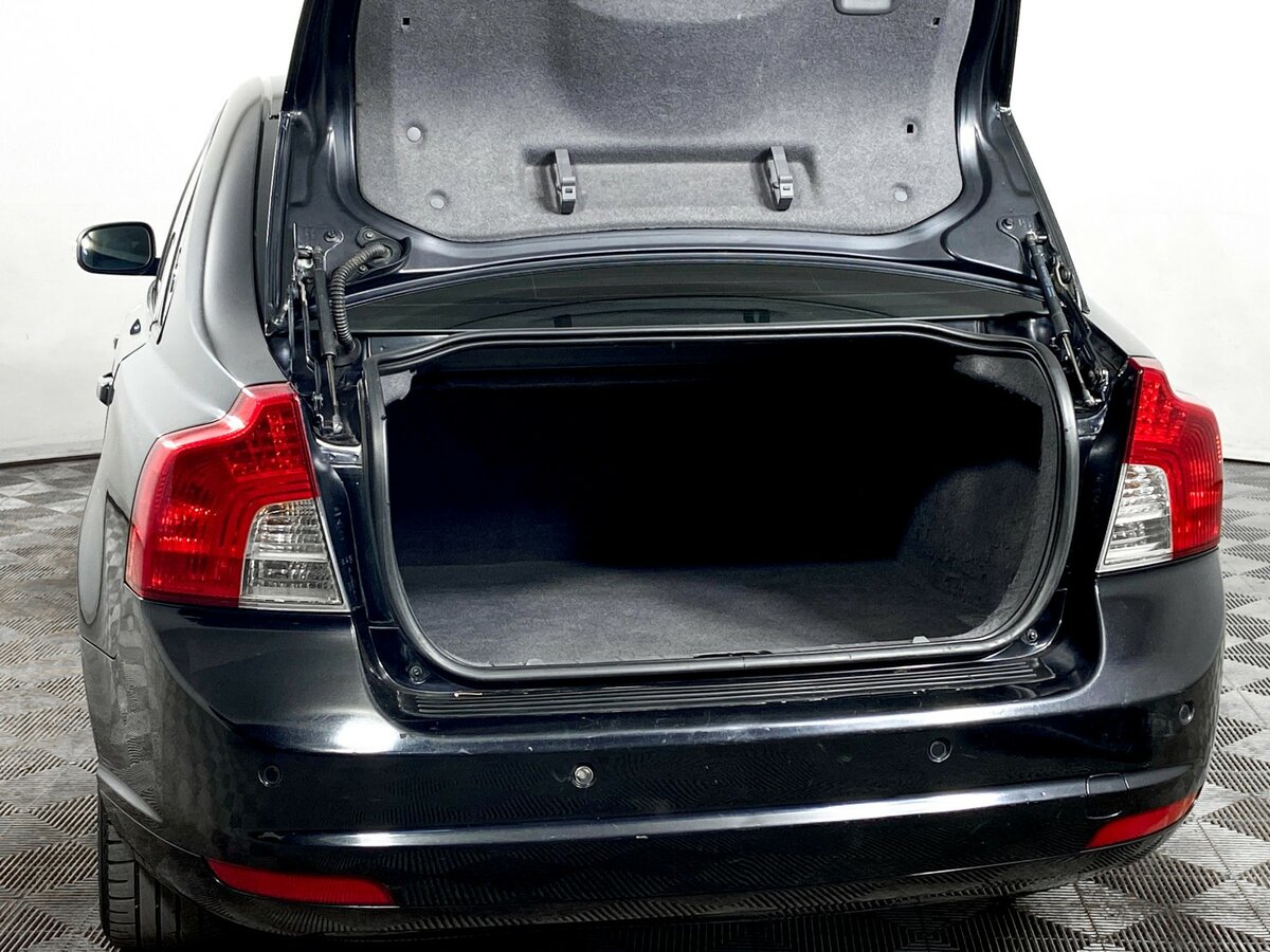 Volvo S40 с пробегом — 2010 год. Фото: #6