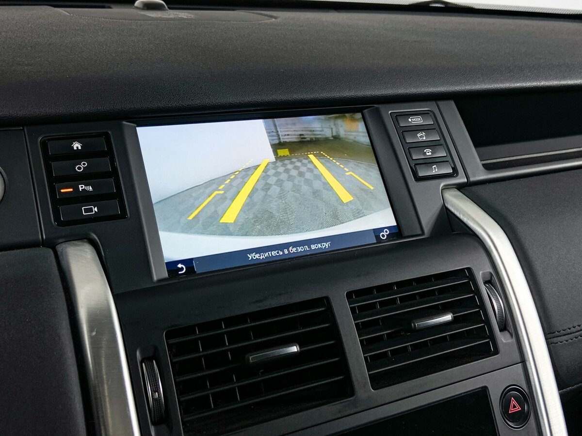 Land Rover Discovery Sport с пробегом — 2018 год. Фото: #15