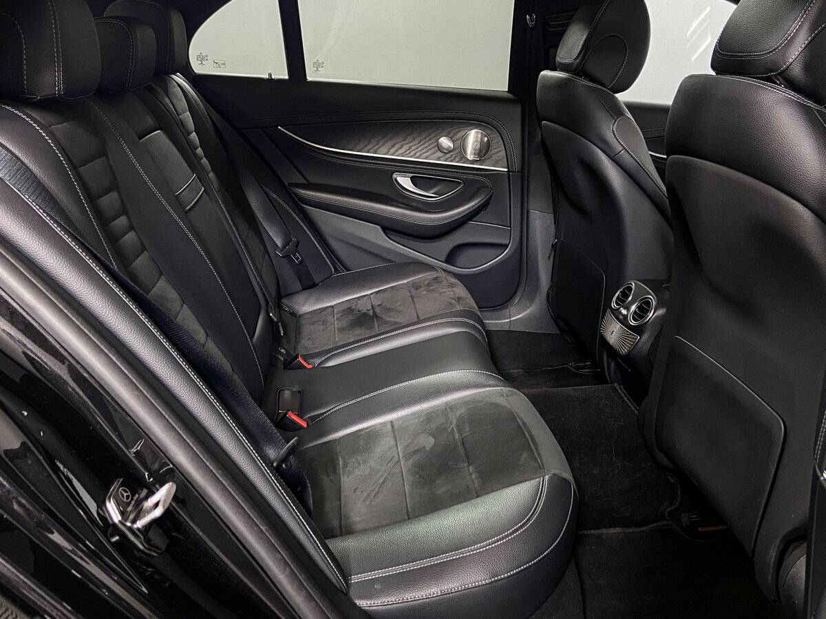 Mercedes-Benz E-Класс с пробегом — 2021 год. Фото: #9