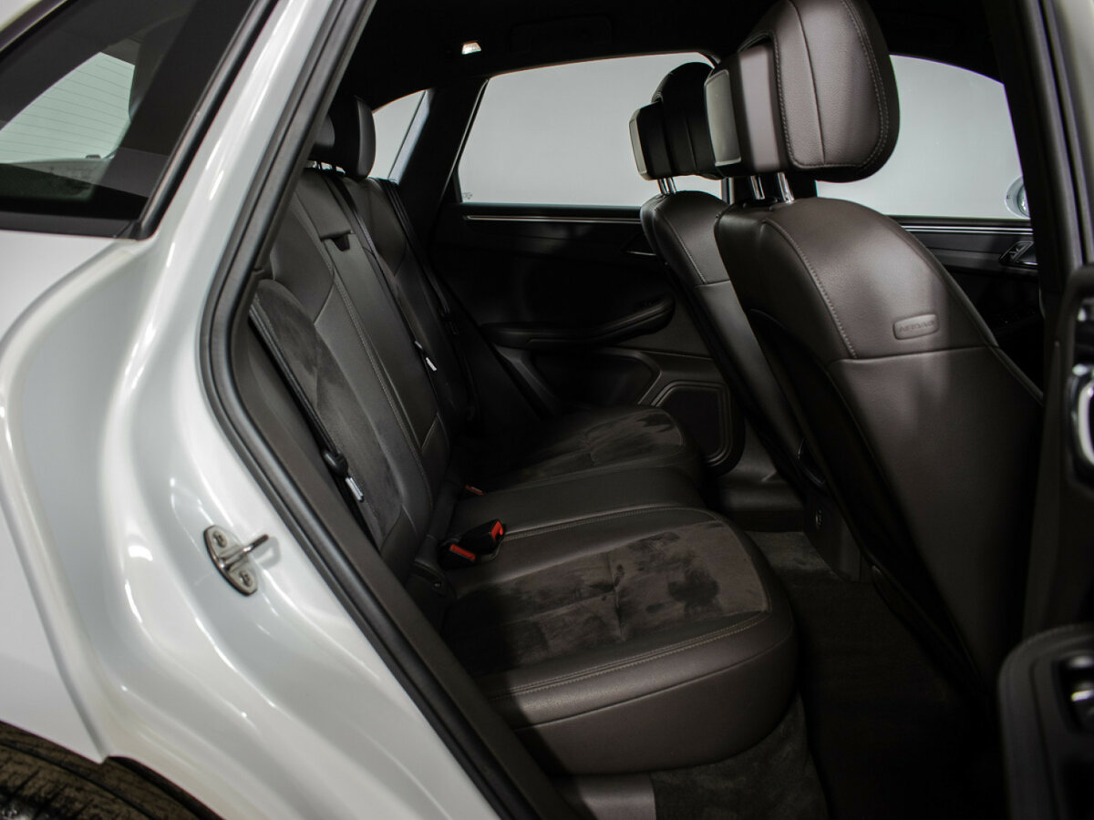 Porsche Macan с пробегом — 2018 год. Фото: #9