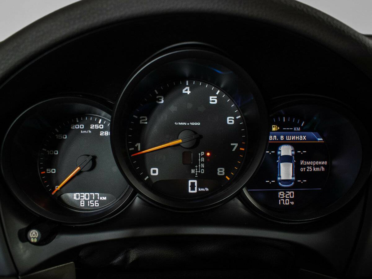 Porsche Macan с пробегом — 2018 год. Фото: #11