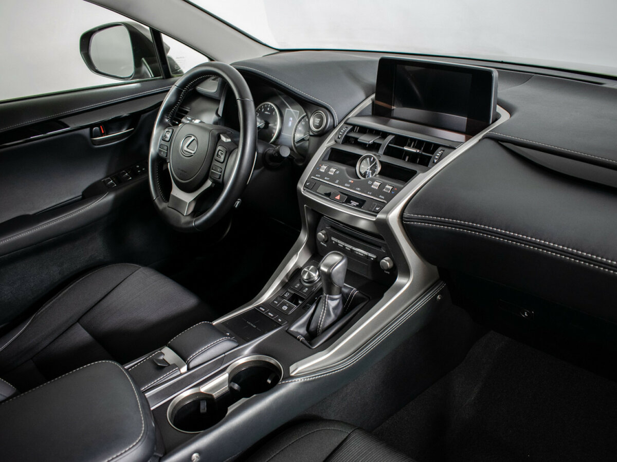 Lexus NX с пробегом — 2020 год. Фото: #8