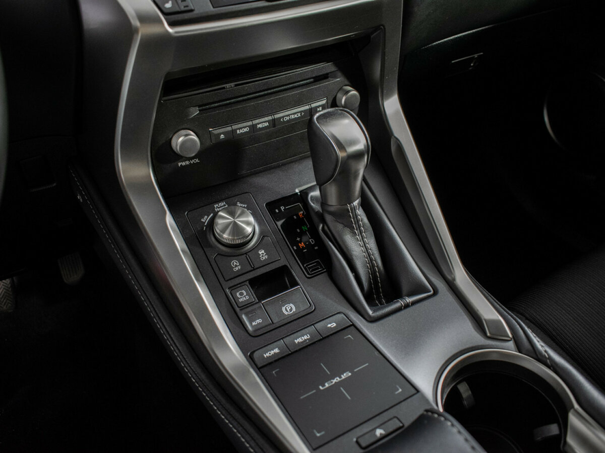 Lexus NX с пробегом — 2020 год. Фото: #12