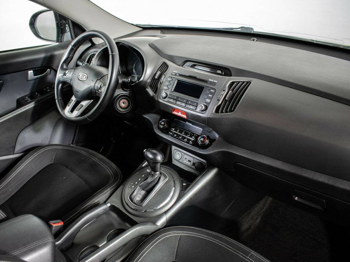 Kia Sportage с пробегом — 2011 год. Фото: #8