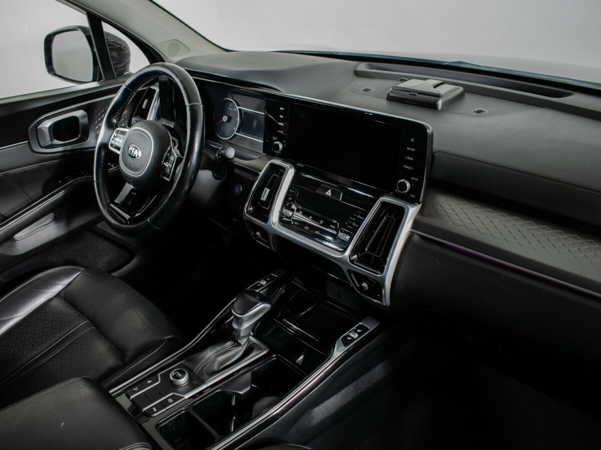 Kia Sorento с пробегом — 2020 год. Фото: #8