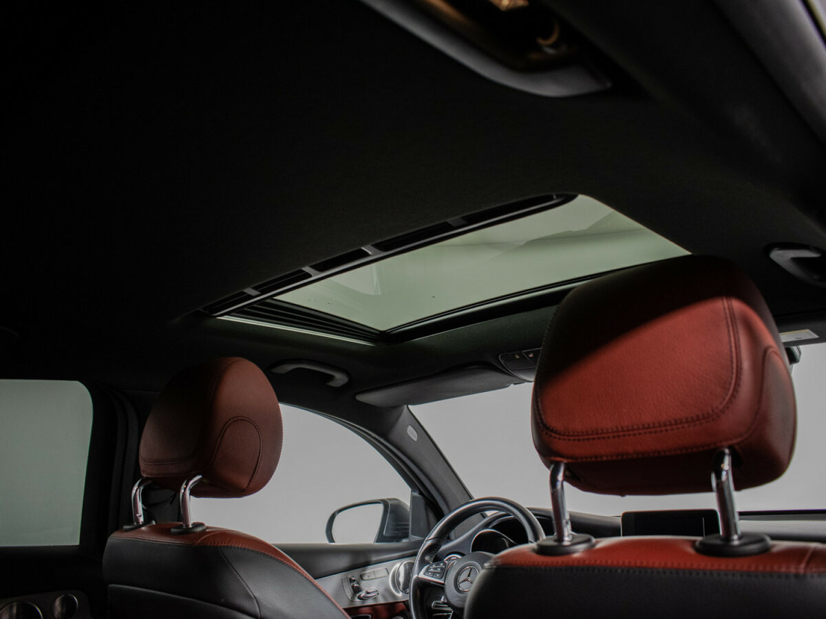 Mercedes-Benz GLC Coupe с пробегом — 2017 год. Фото: #13