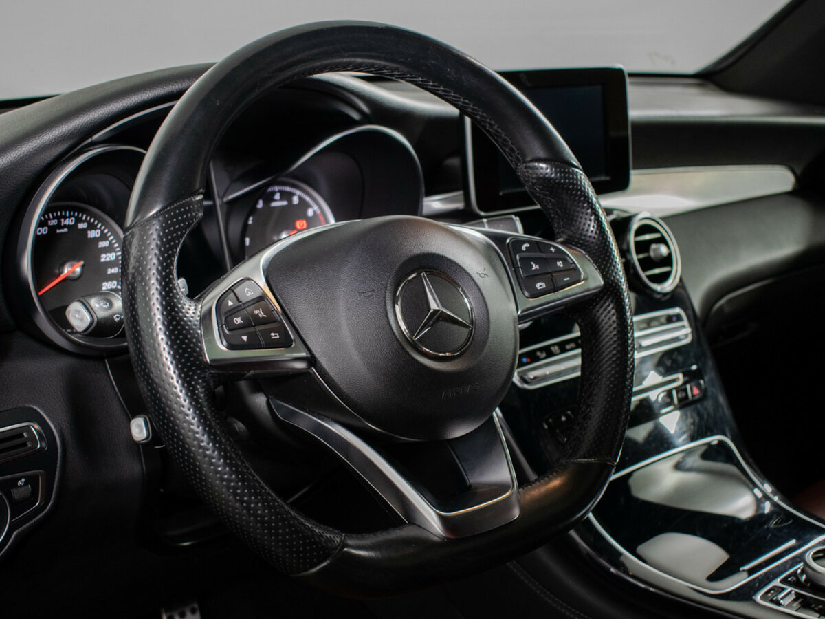 Mercedes-Benz GLC Coupe с пробегом — 2017 год. Фото: #14