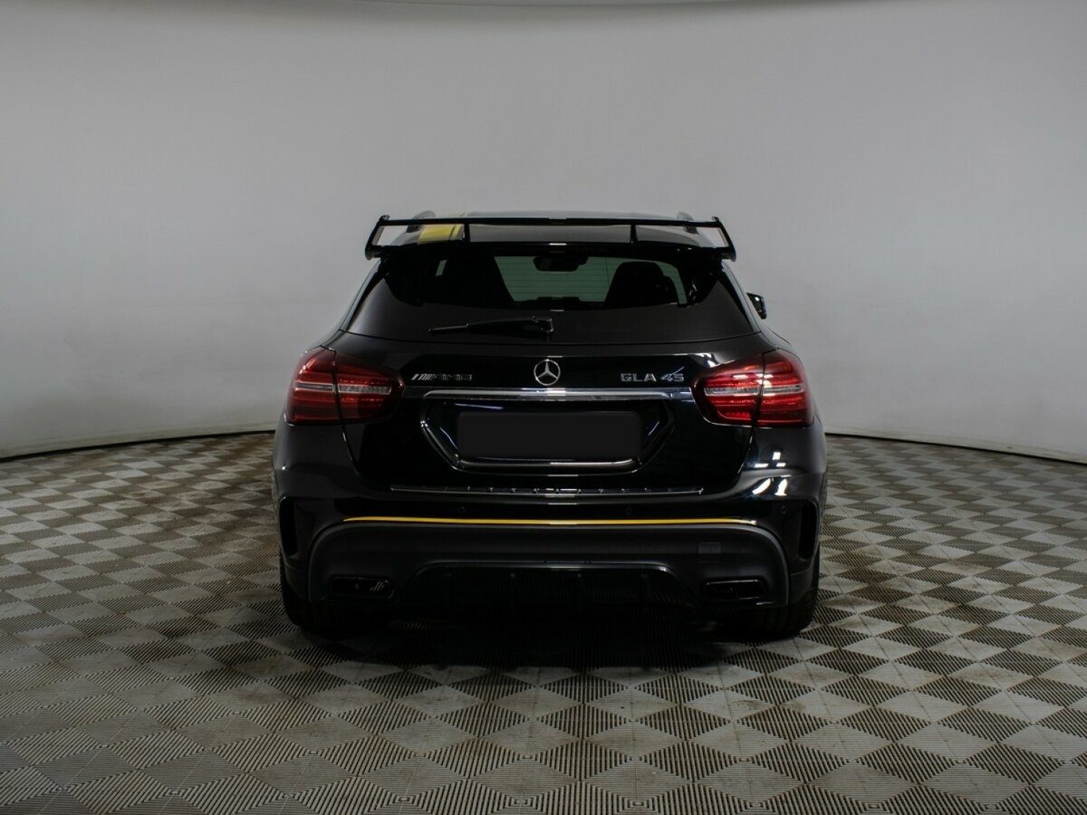 Mercedes-Benz GLA AMG с пробегом — 2018 год. Фото: #4