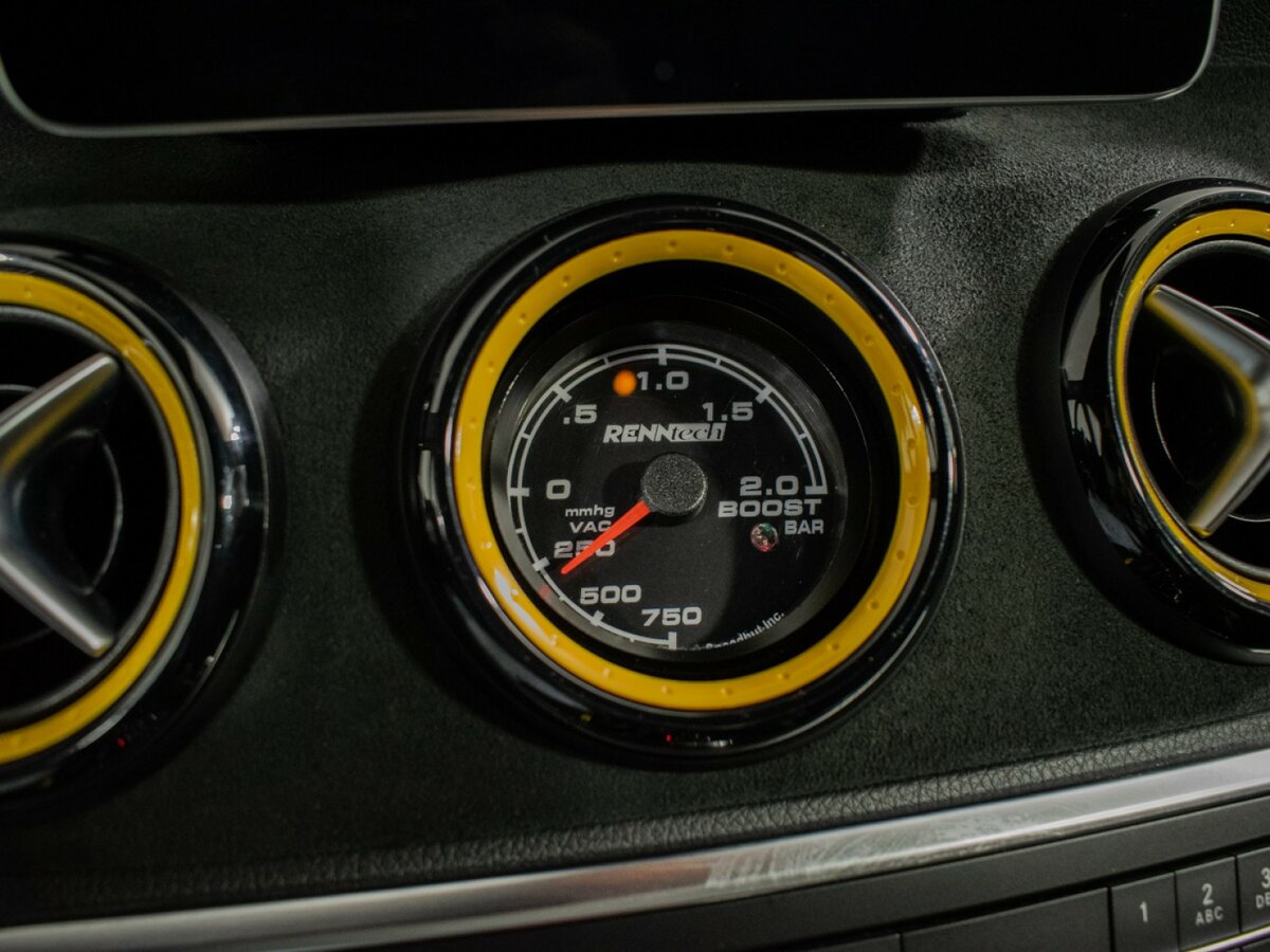 Mercedes-Benz GLA AMG с пробегом — 2018 год. Фото: #10