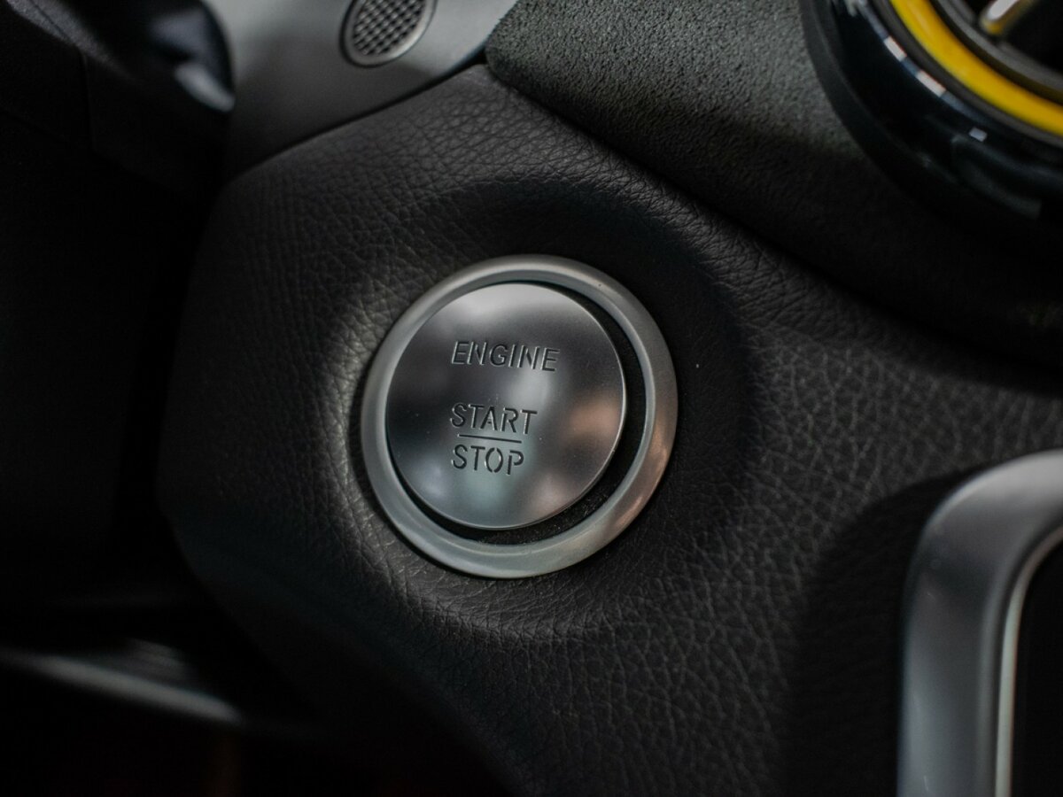 Mercedes-Benz GLA AMG с пробегом — 2018 год. Фото: #12