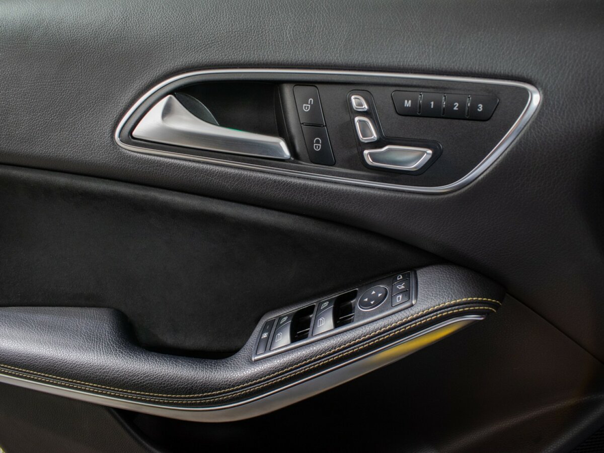 Mercedes-Benz GLA AMG с пробегом — 2018 год. Фото: #15