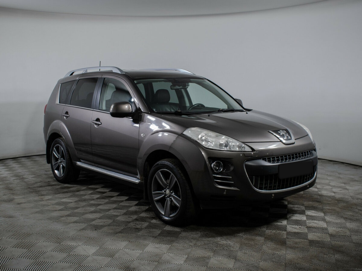 Peugeot 4007 с пробегом — 2010 год. Фото: #2