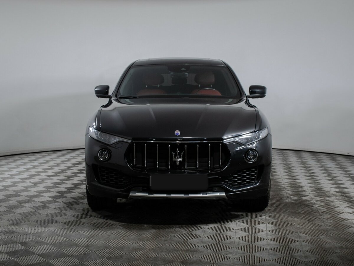 Maserati Levante с пробегом — 2017 год. Фото: #1