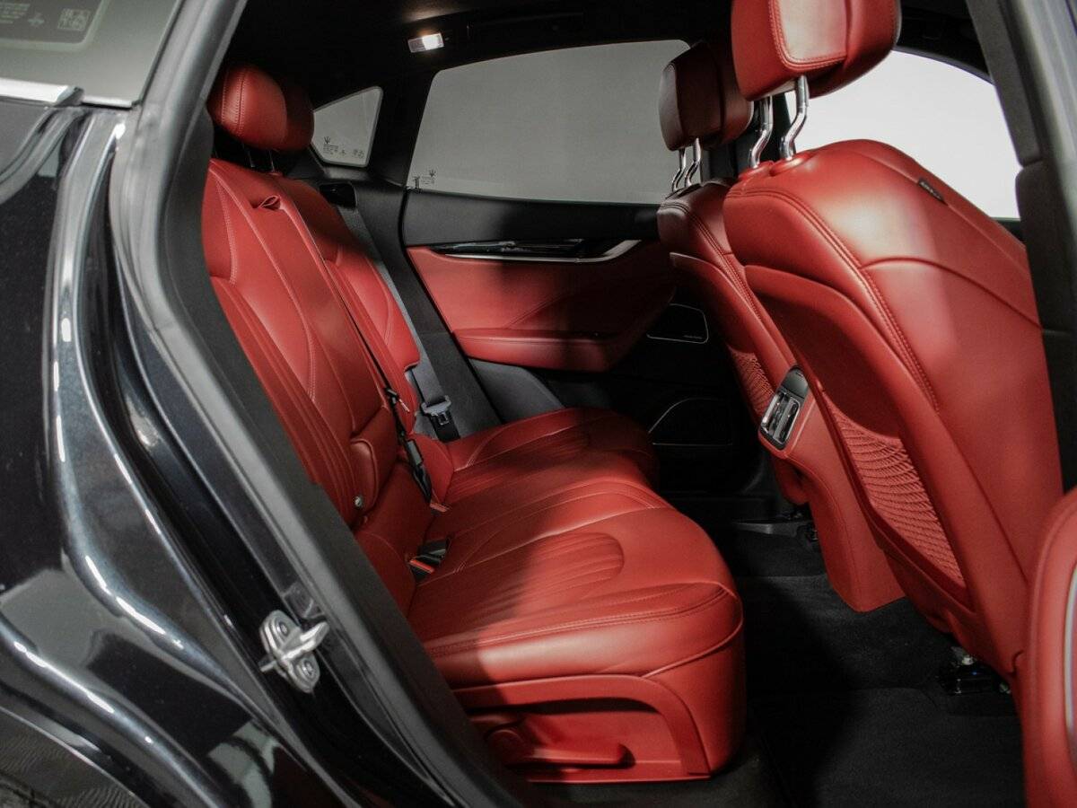 Maserati Levante с пробегом — 2017 год. Фото: #9