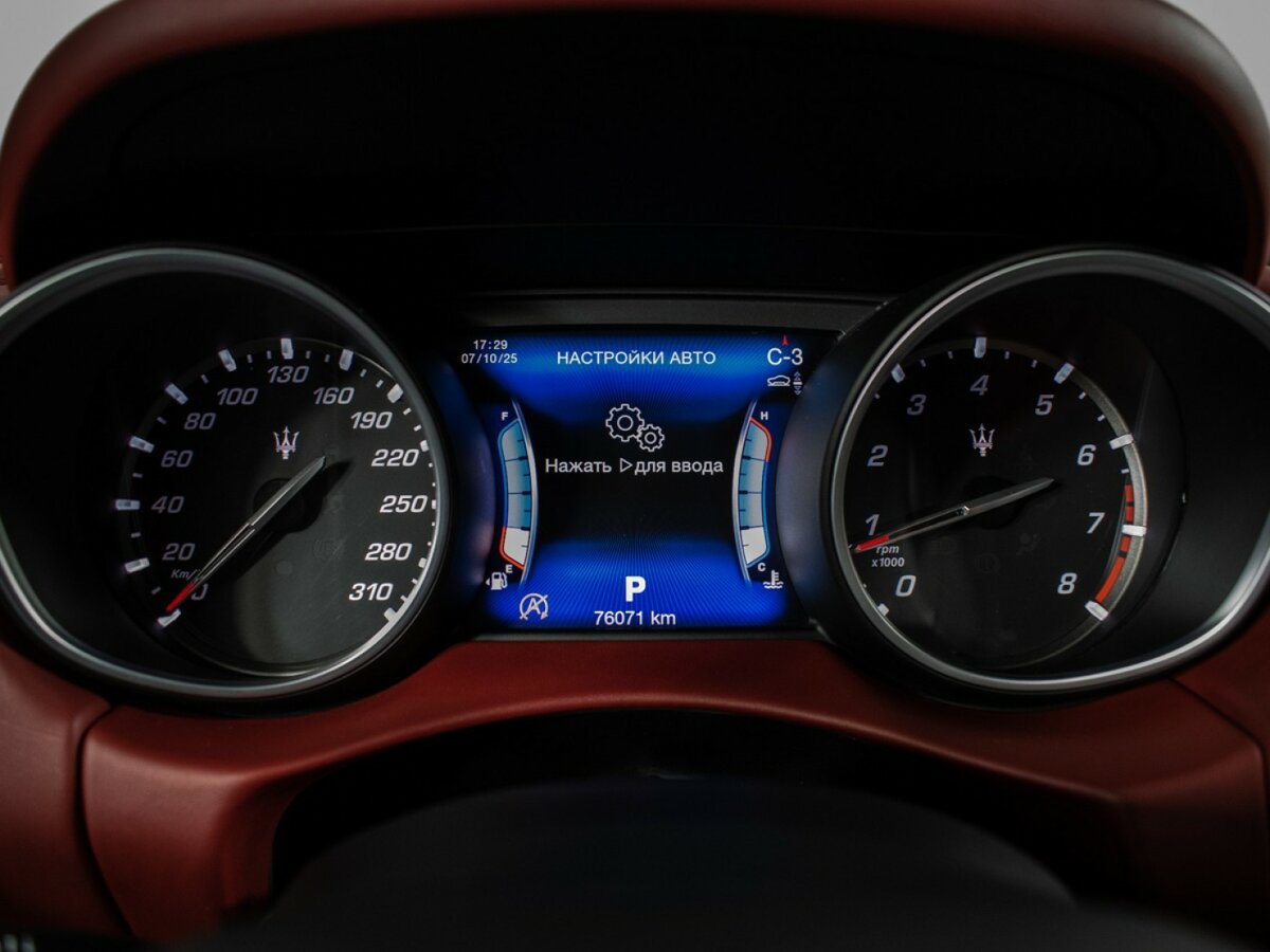 Maserati Levante с пробегом — 2017 год. Фото: #11