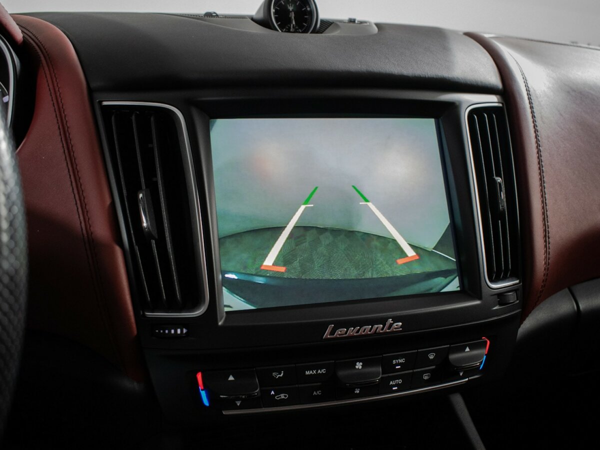 Maserati Levante с пробегом — 2017 год. Фото: #15