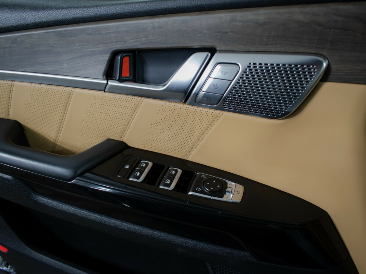 Kia Mohave с пробегом — 2021 год. Фото: #13