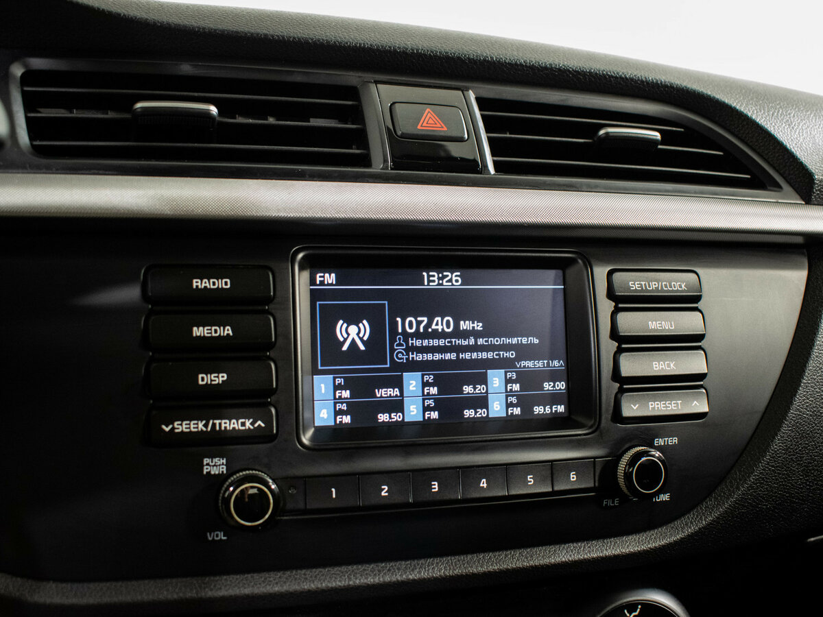 Kia Rio с пробегом — 2018 год. Фото: #11