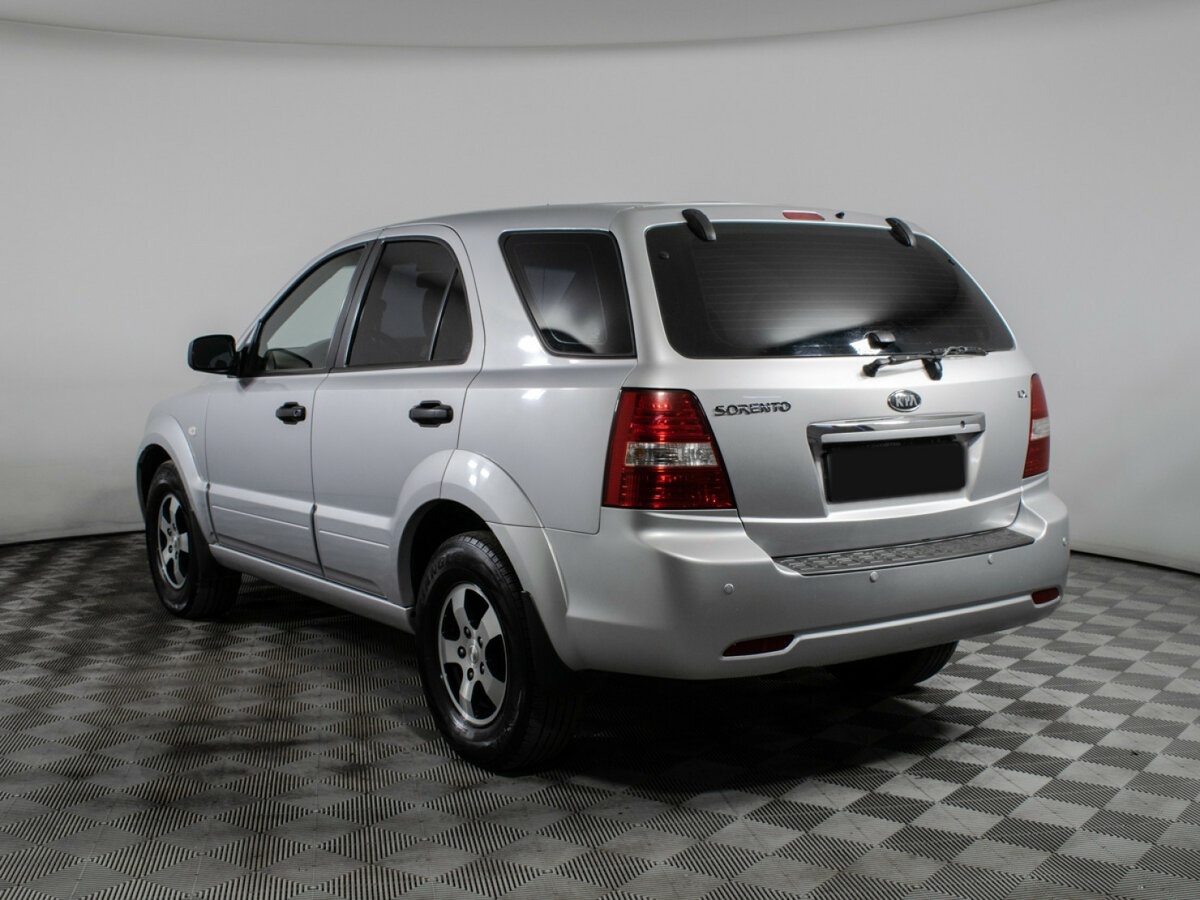 Kia Sorento с пробегом — 2007 год. Фото: #6
