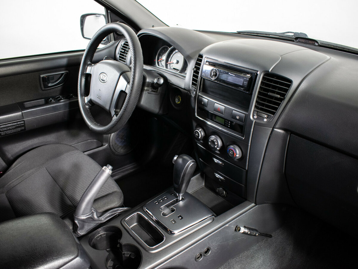 Kia Sorento с пробегом — 2007 год. Фото: #8