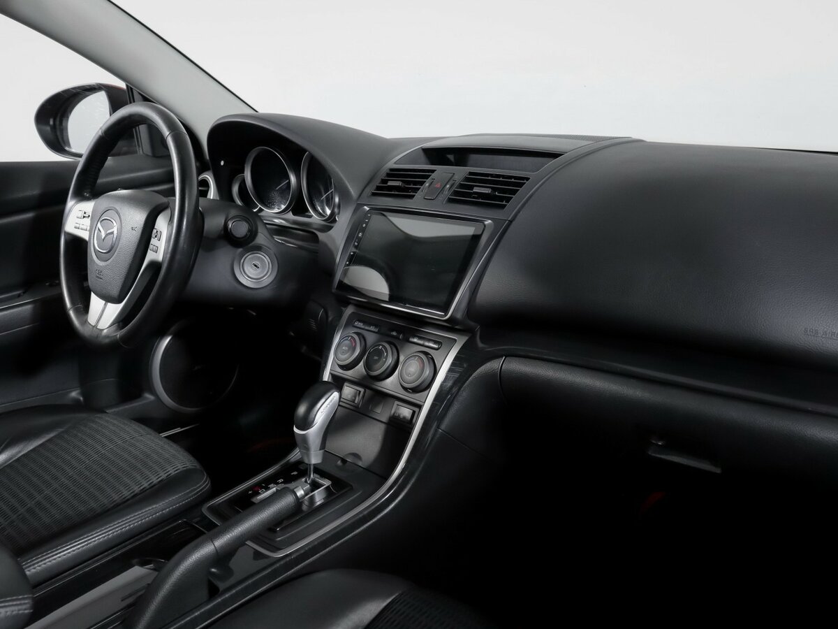 Mazda 6 с пробегом — 2008 год. Фото: #6