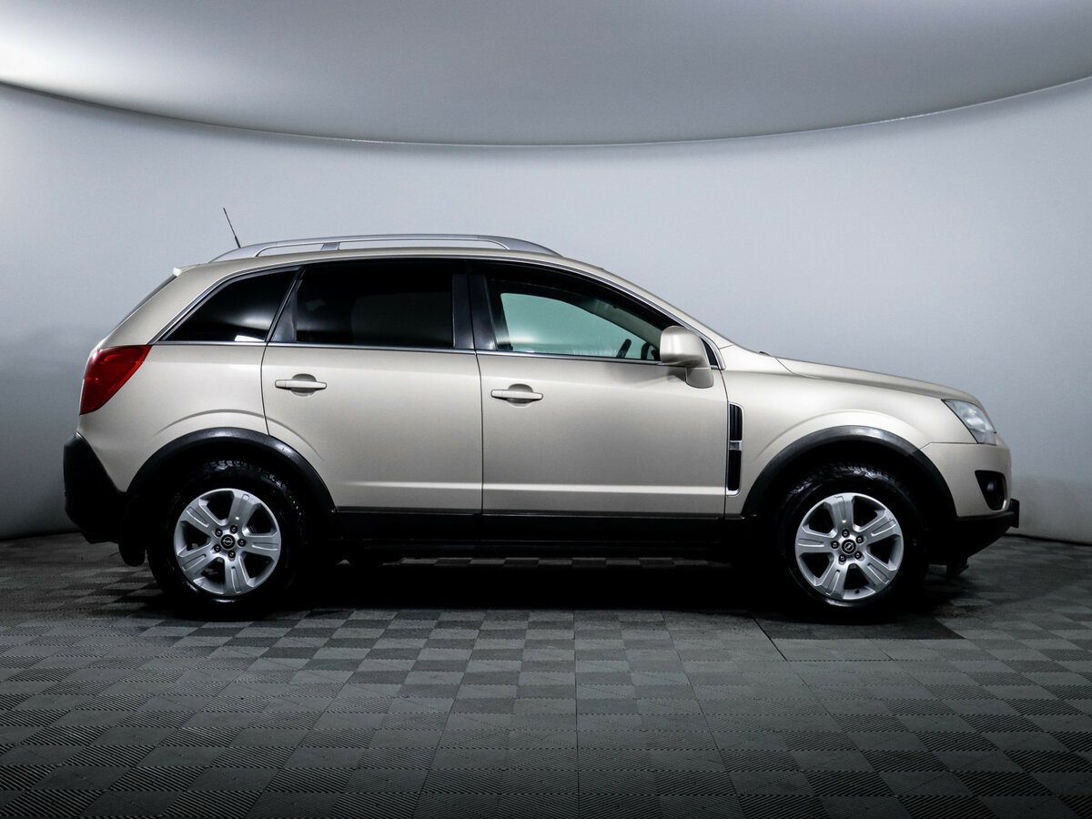 Opel Antara с пробегом — 2013 год. Фото: #3