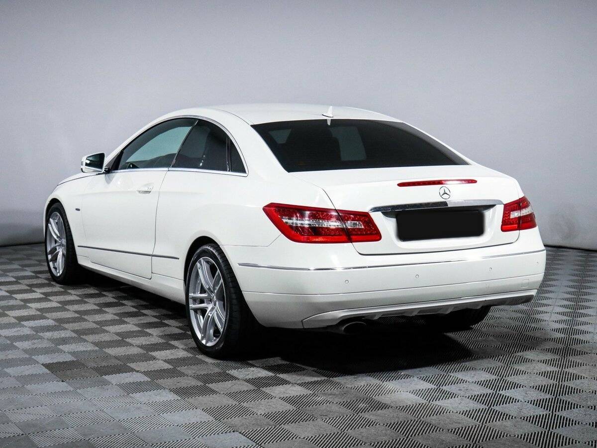 Mercedes-Benz E-Класс с пробегом — 2010 год. Фото: #5