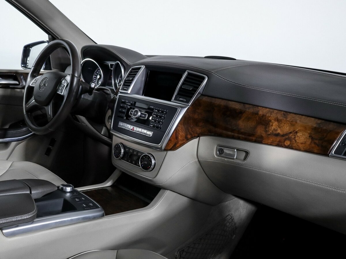 Mercedes-Benz GL-Класс с пробегом — 2013 год. Фото: #5