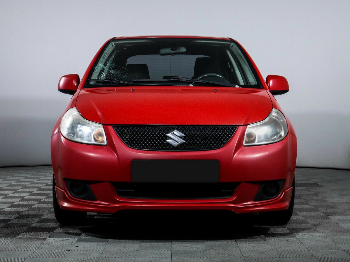 Suzuki SX4 с пробегом — 2010 год. Фото: #1