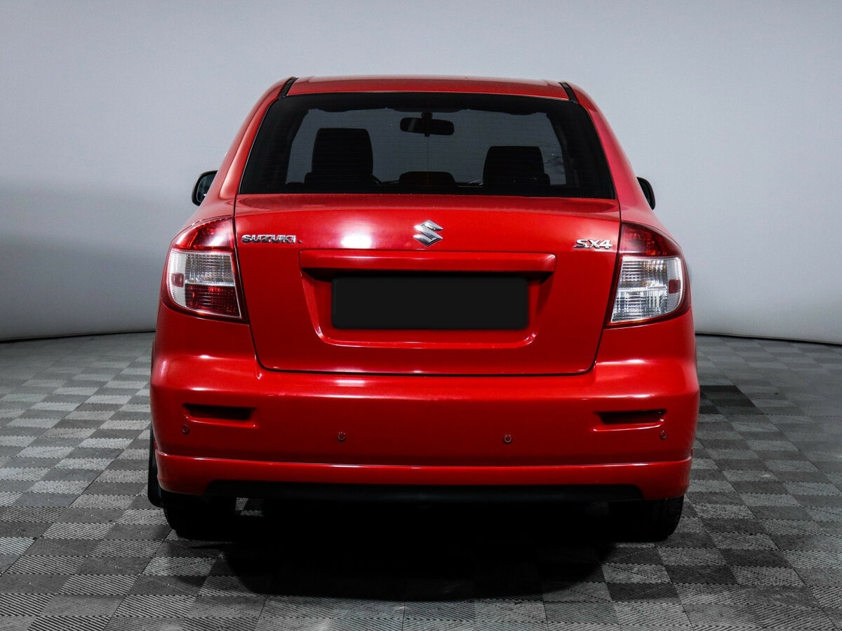 Suzuki SX4 с пробегом — 2010 год. Фото: #4