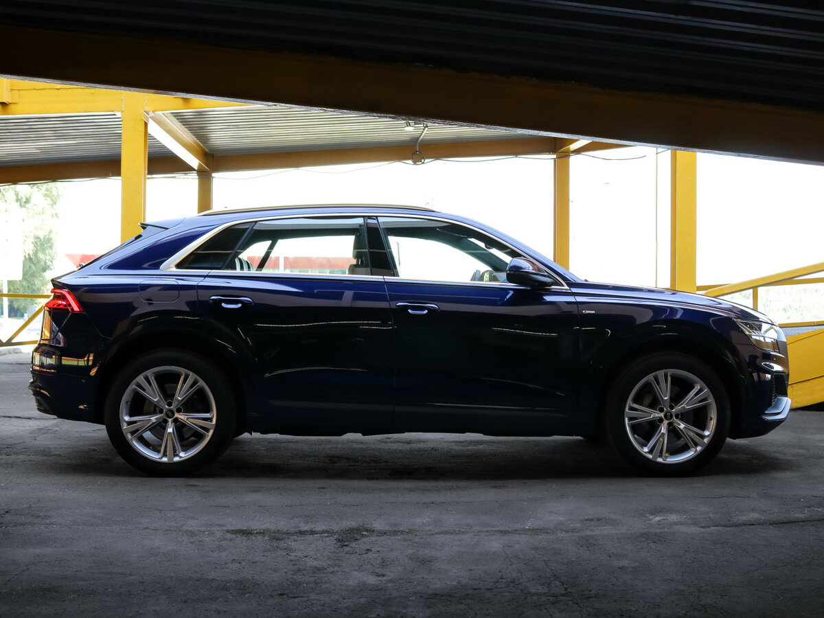 Audi Q8 с пробегом — 2021 год. Фото: #3