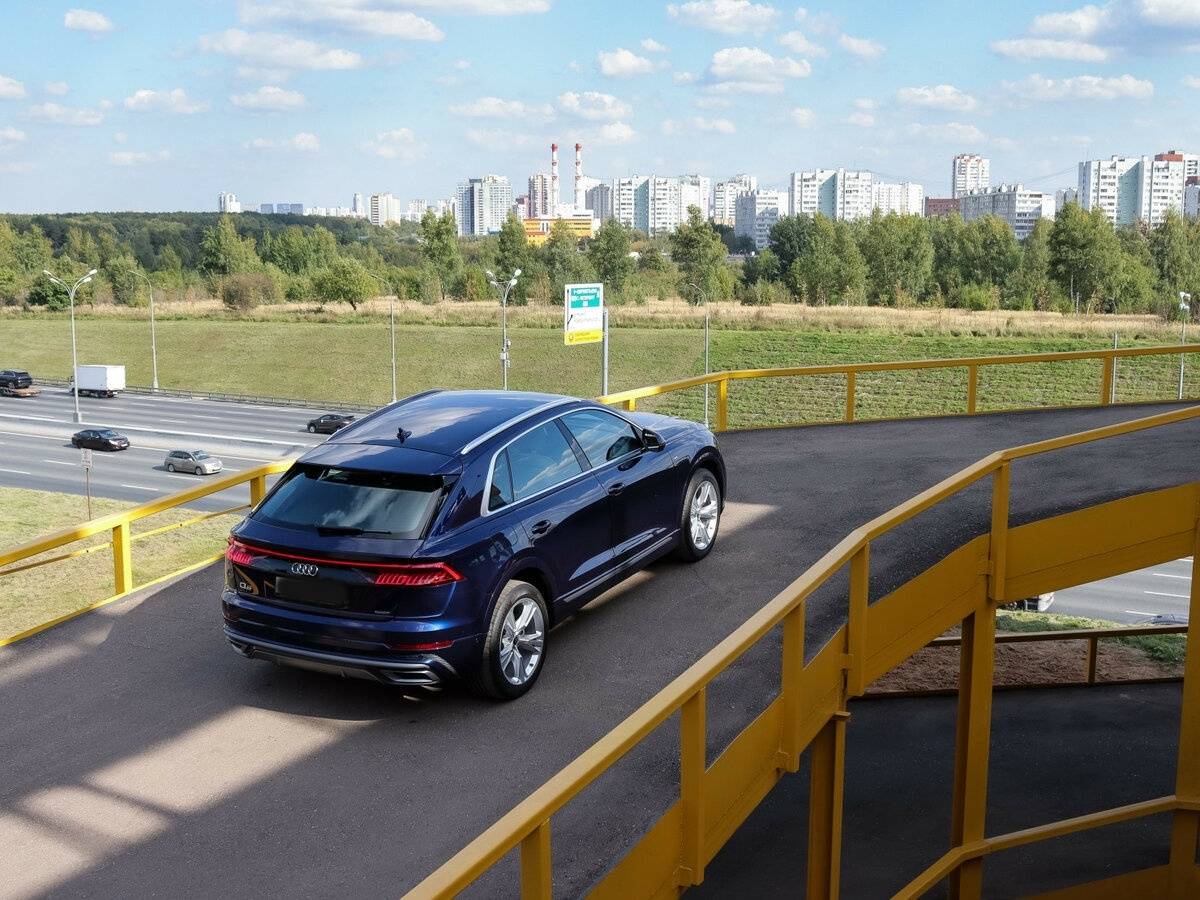 Audi Q8 с пробегом — 2021 год. Фото: #14