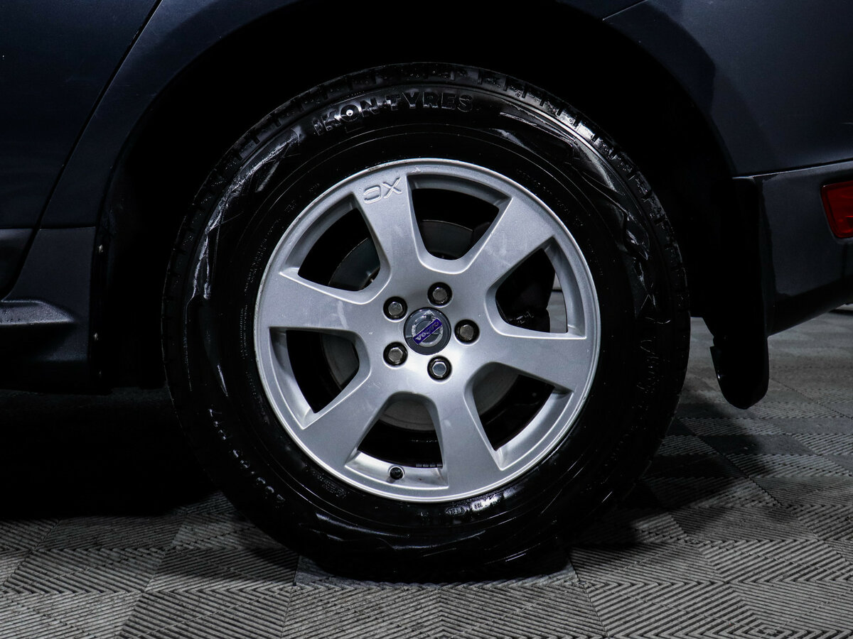 Volvo XC60 с пробегом — 2010 год. Фото: #12