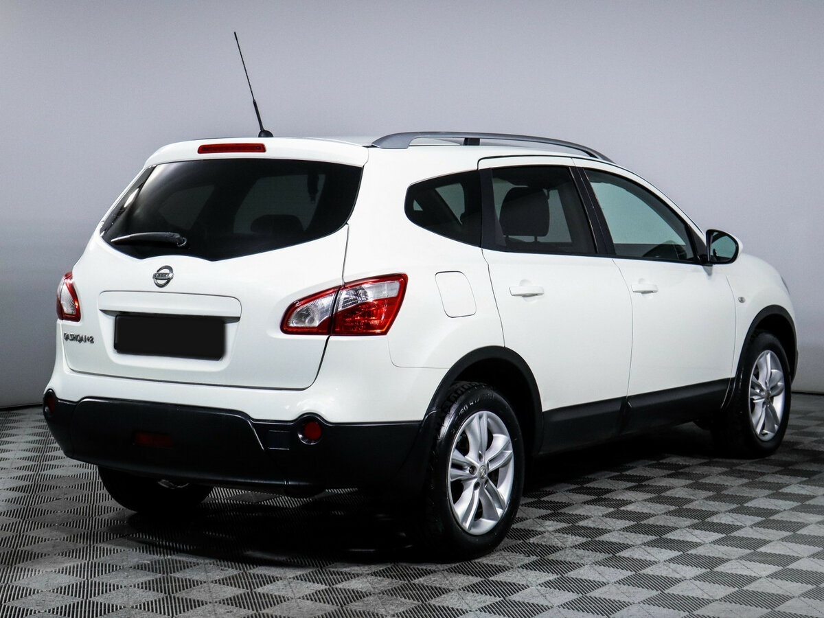 Nissan Qashqai+2 с пробегом — 2010 год. Фото: #3