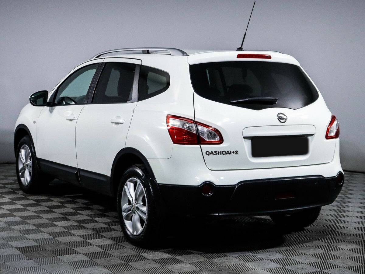 Nissan Qashqai+2 с пробегом — 2010 год. Фото: #5