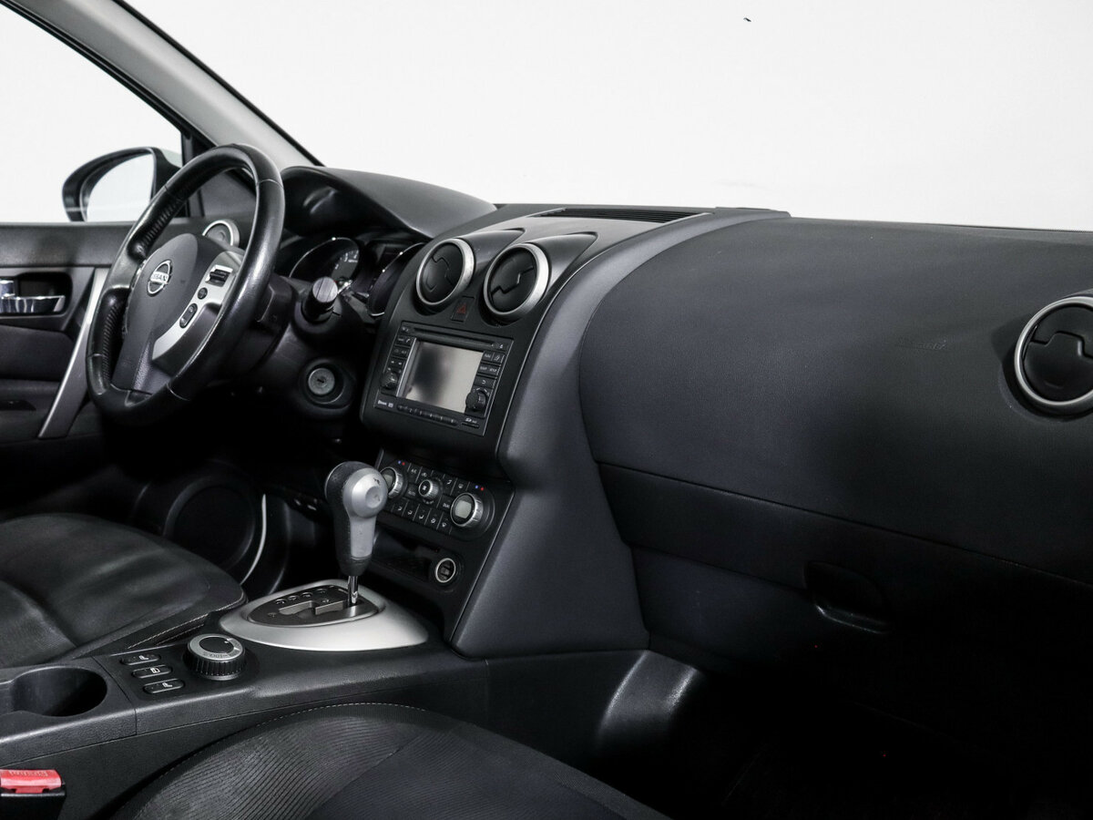 Nissan Qashqai+2 с пробегом — 2010 год. Фото: #6