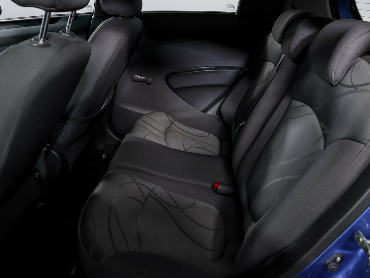 Chevrolet Spark с пробегом — 2014 год. Фото: #9