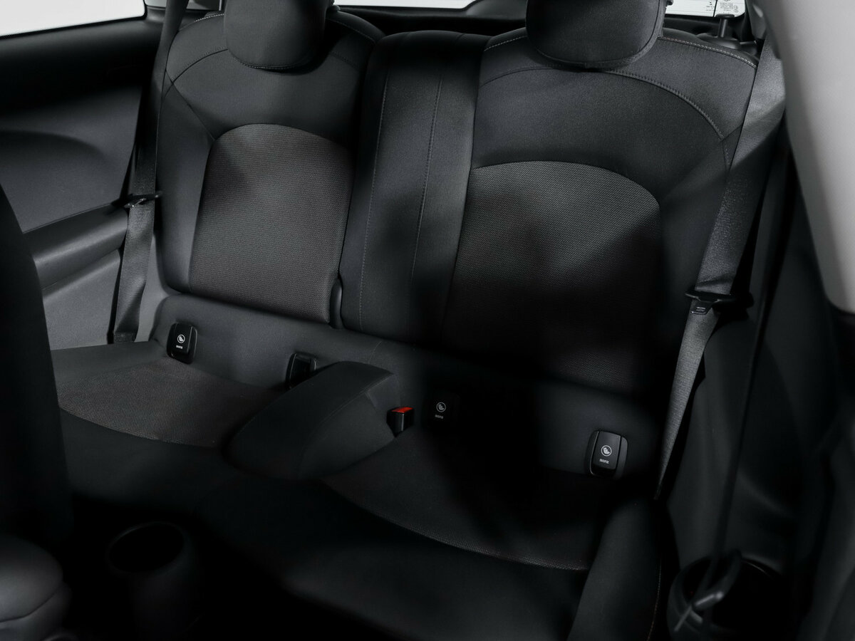 Mini Hatch с пробегом — 2014 год. Фото: #7