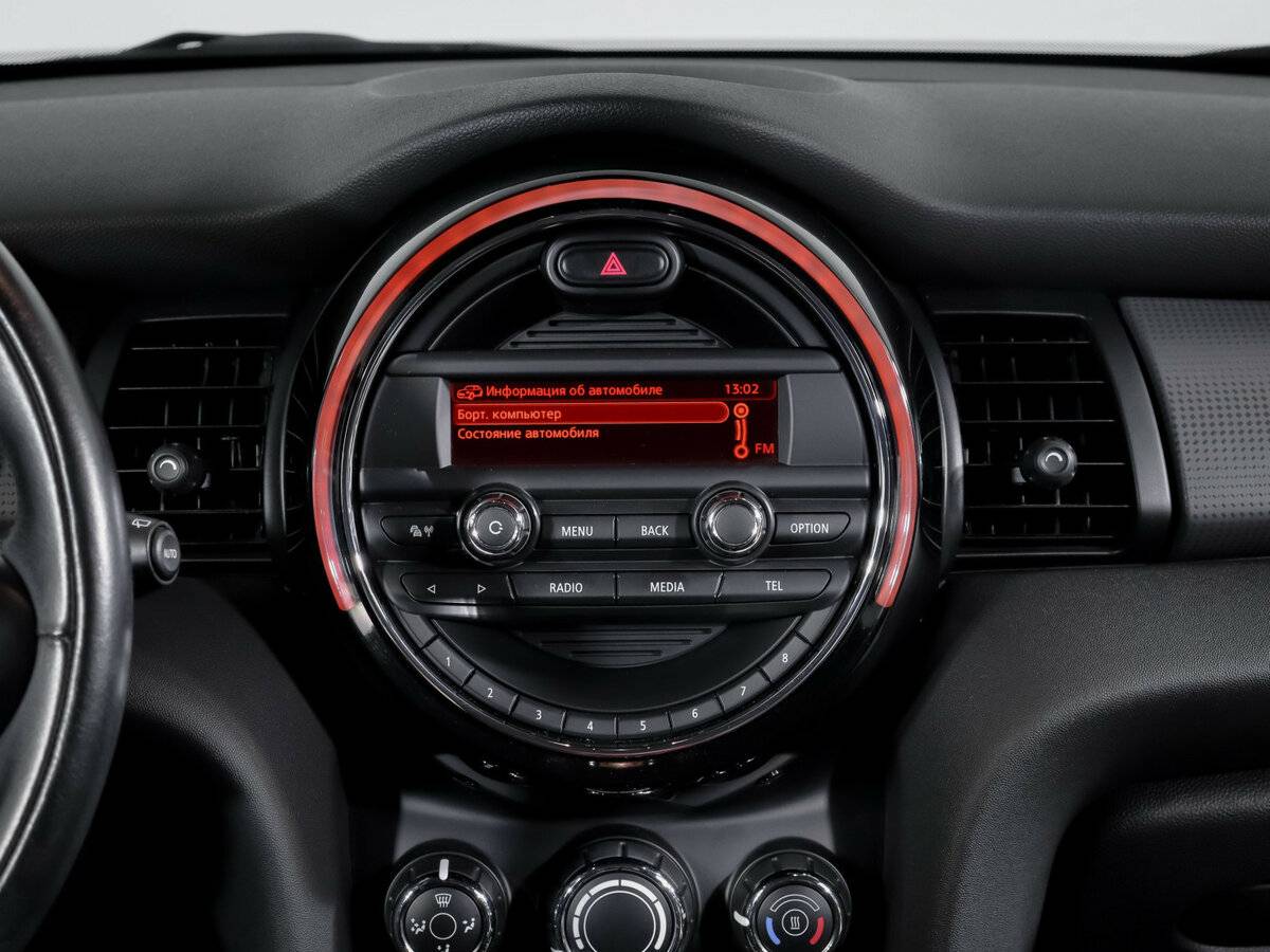 Mini Hatch с пробегом — 2014 год. Фото: #10