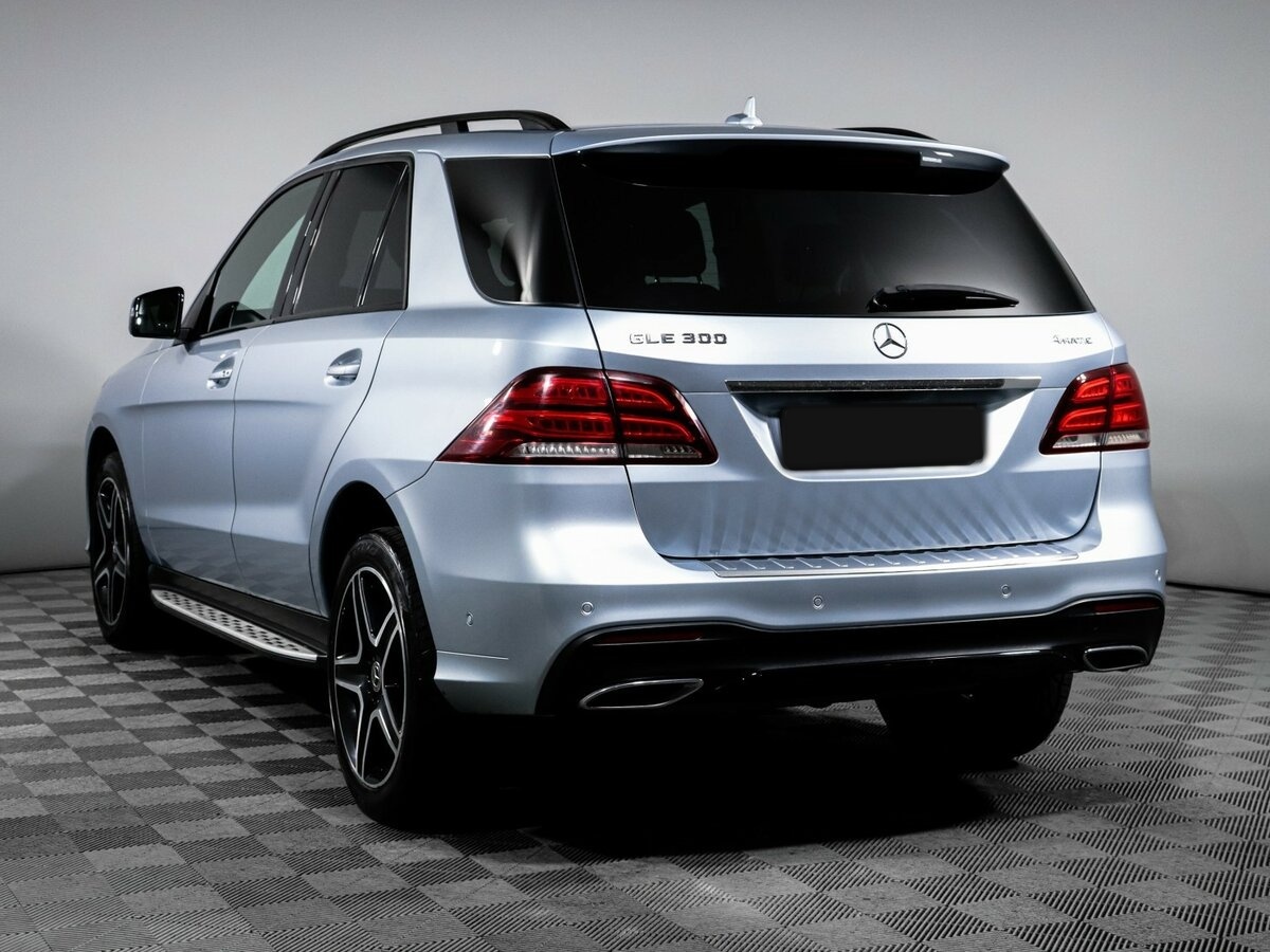 Mercedes-Benz GLE с пробегом — 2017 год. Фото: #6