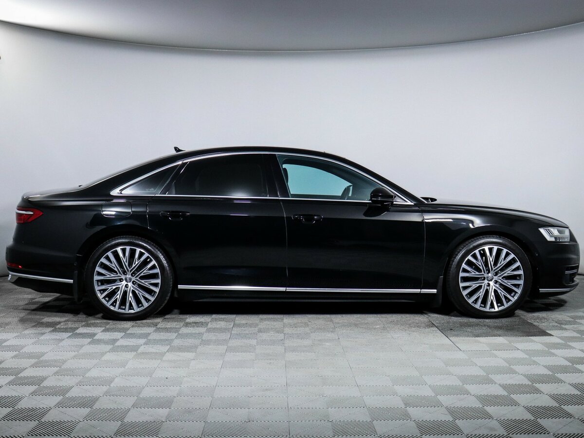 Audi A8 с пробегом — 2019 год. Фото: #3