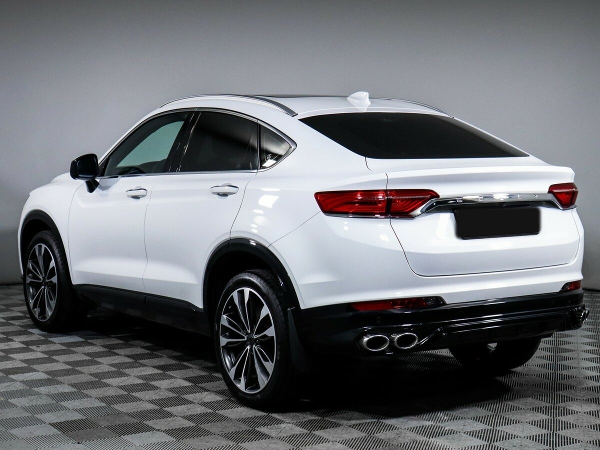 Geely Tugella с пробегом — 2024 год. Фото: #5