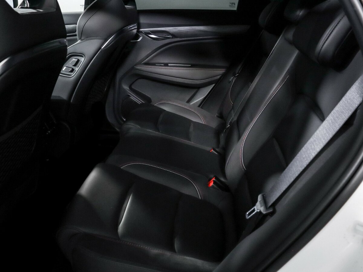 Geely Tugella с пробегом — 2024 год. Фото: #7