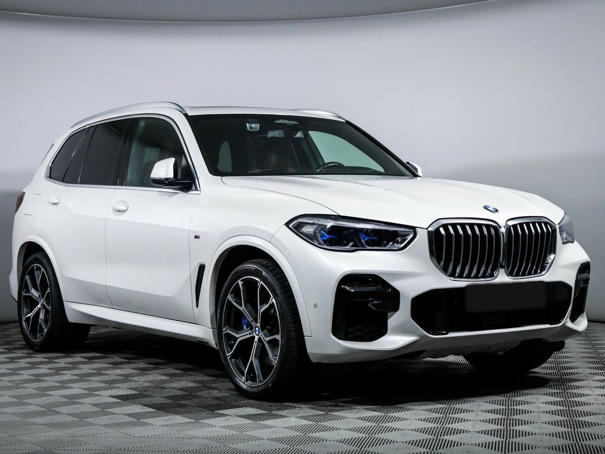 BMW X5 с пробегом — 2022 год. Фото: #2