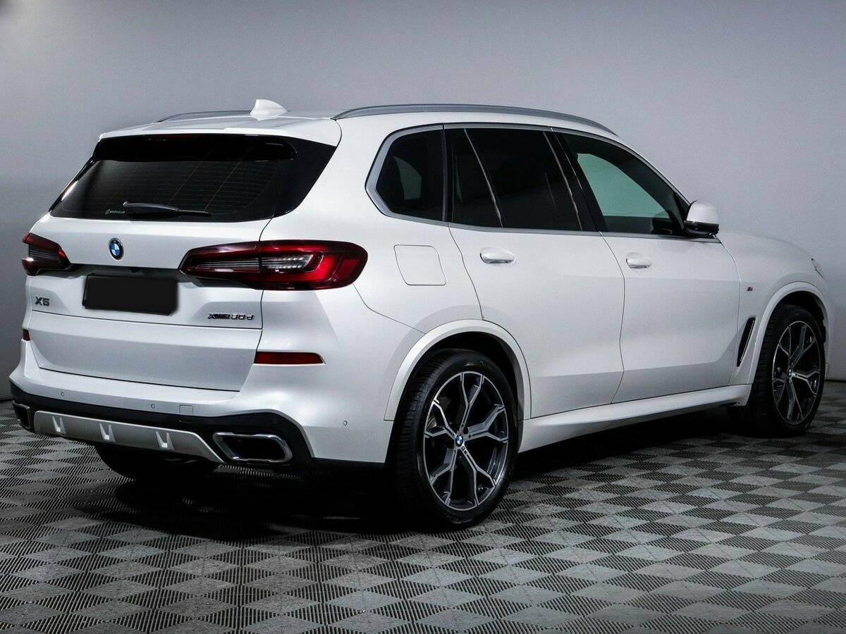 BMW X5 с пробегом — 2022 год. Фото: #4