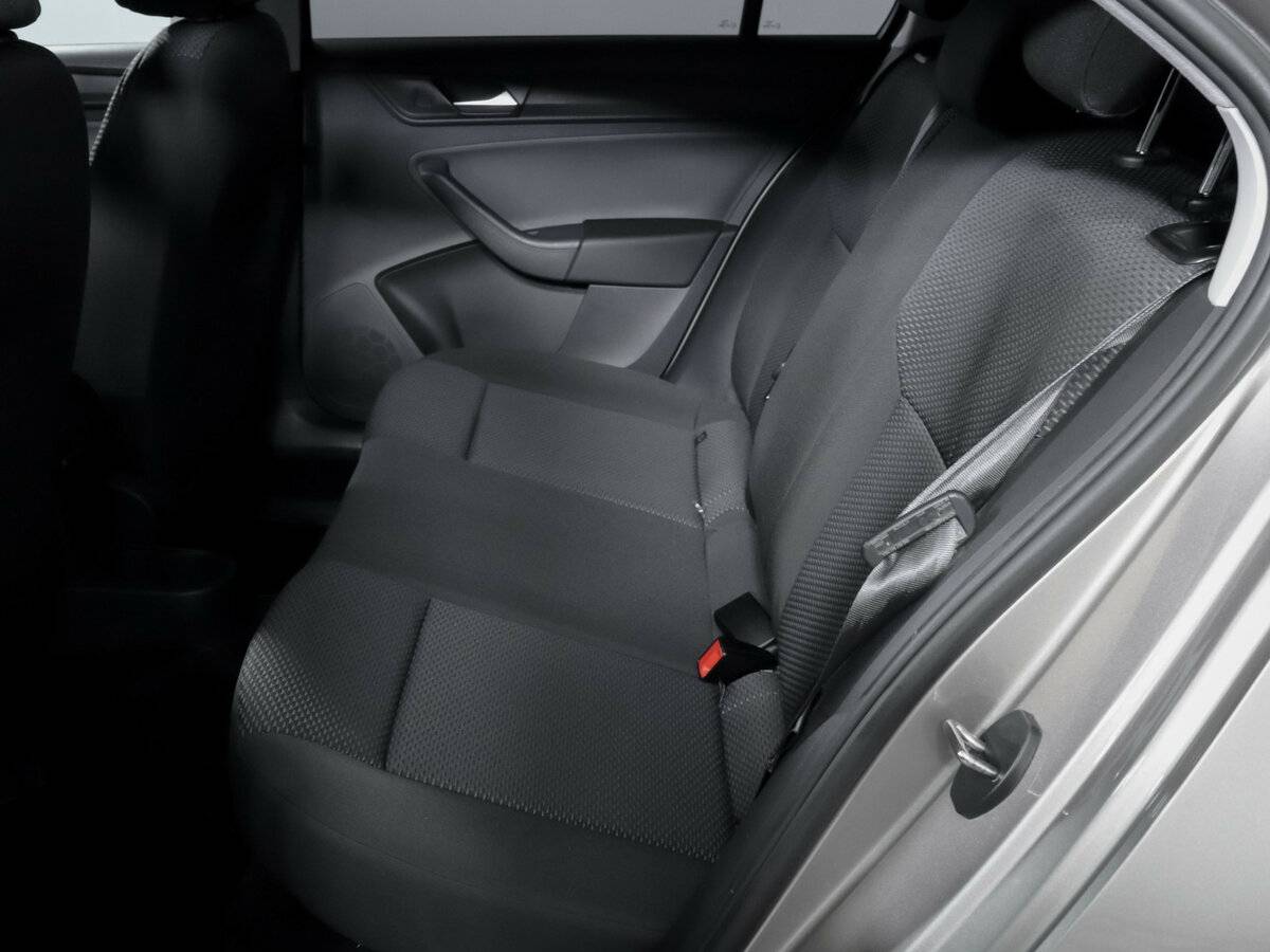 Volkswagen Polo с пробегом — 2021 год. Фото: #7