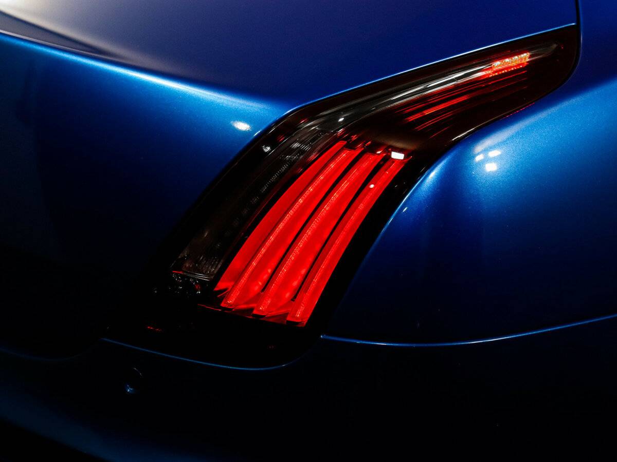 Jaguar XJ с пробегом — 2011 год. Фото: #15